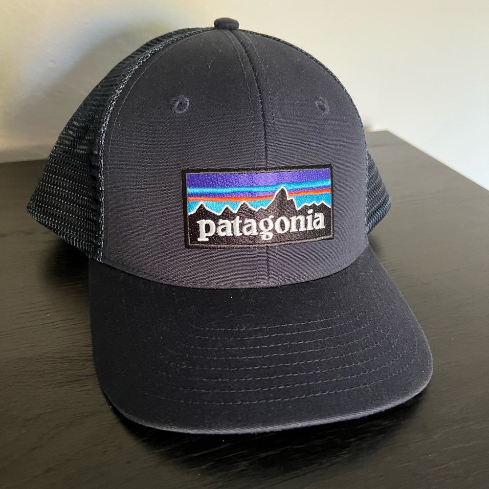 Patagonia trucker style snap-back baseball cap